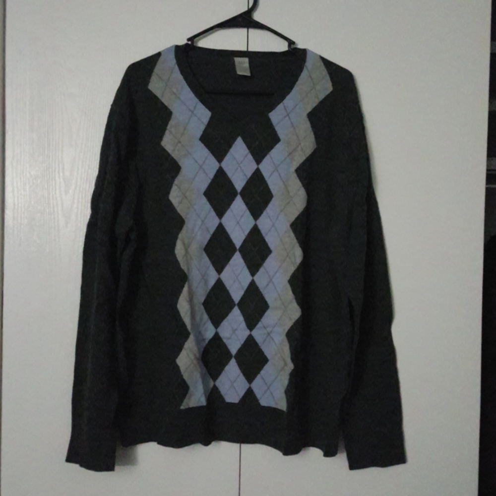 Gap V-neck sweater